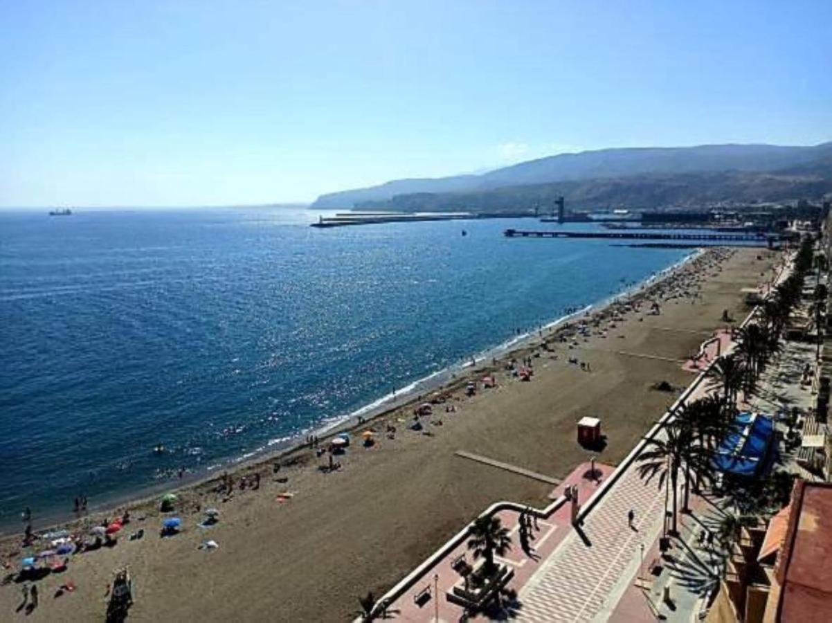 Appartement Superbe penthouse avec terrasse panoramique à Almería Extérieur photo