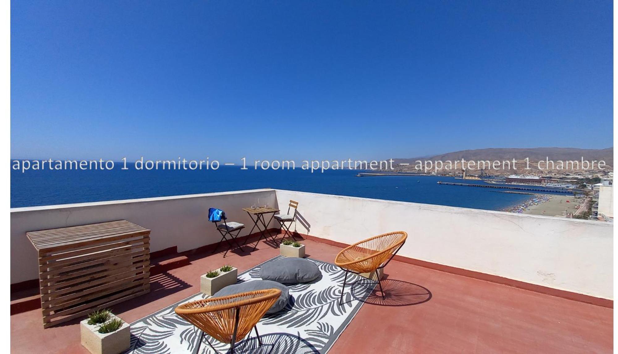 Appartement Superbe penthouse avec terrasse panoramique à Almería Extérieur photo