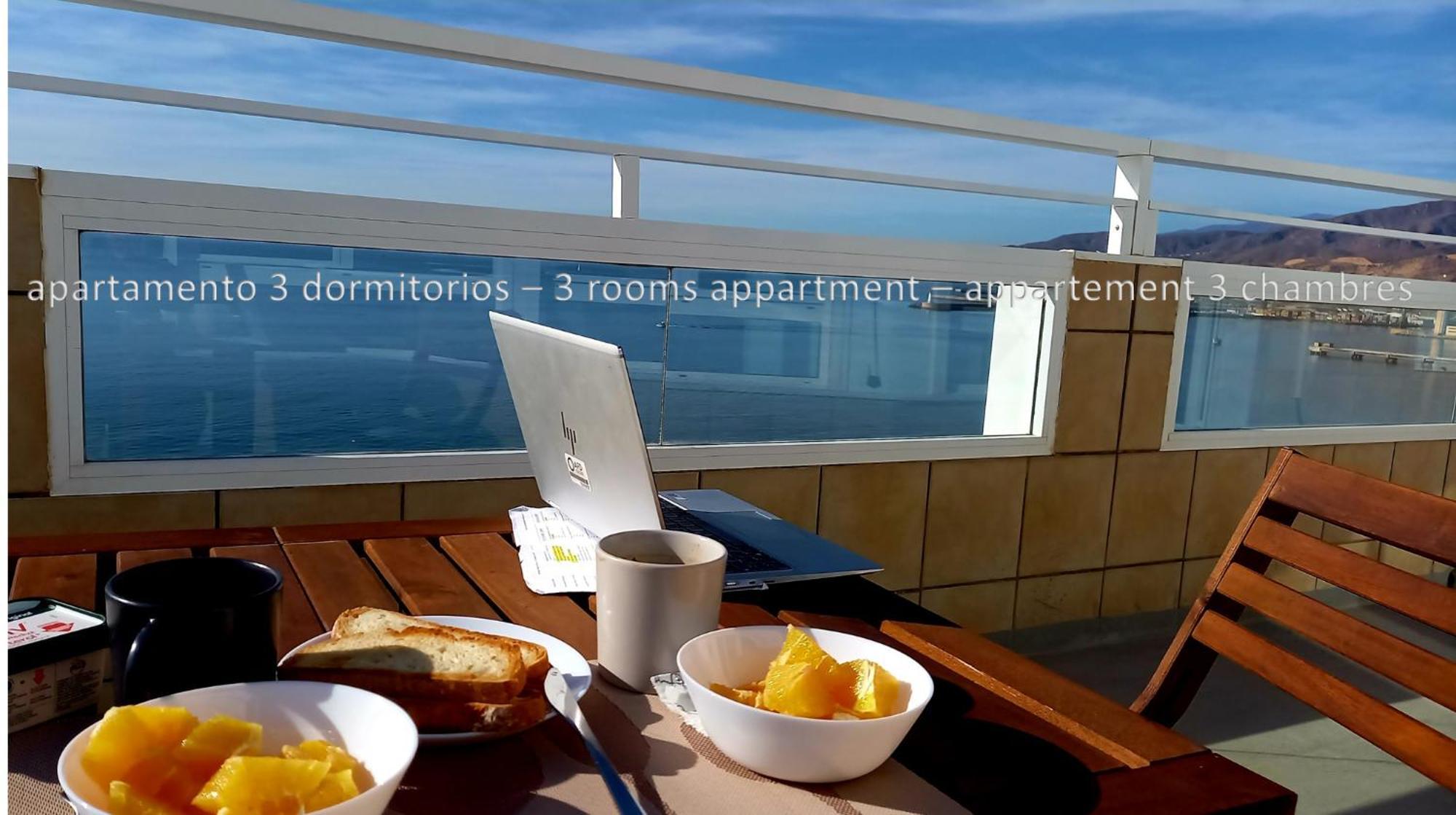 Appartement Superbe penthouse avec terrasse panoramique à Almería Extérieur photo